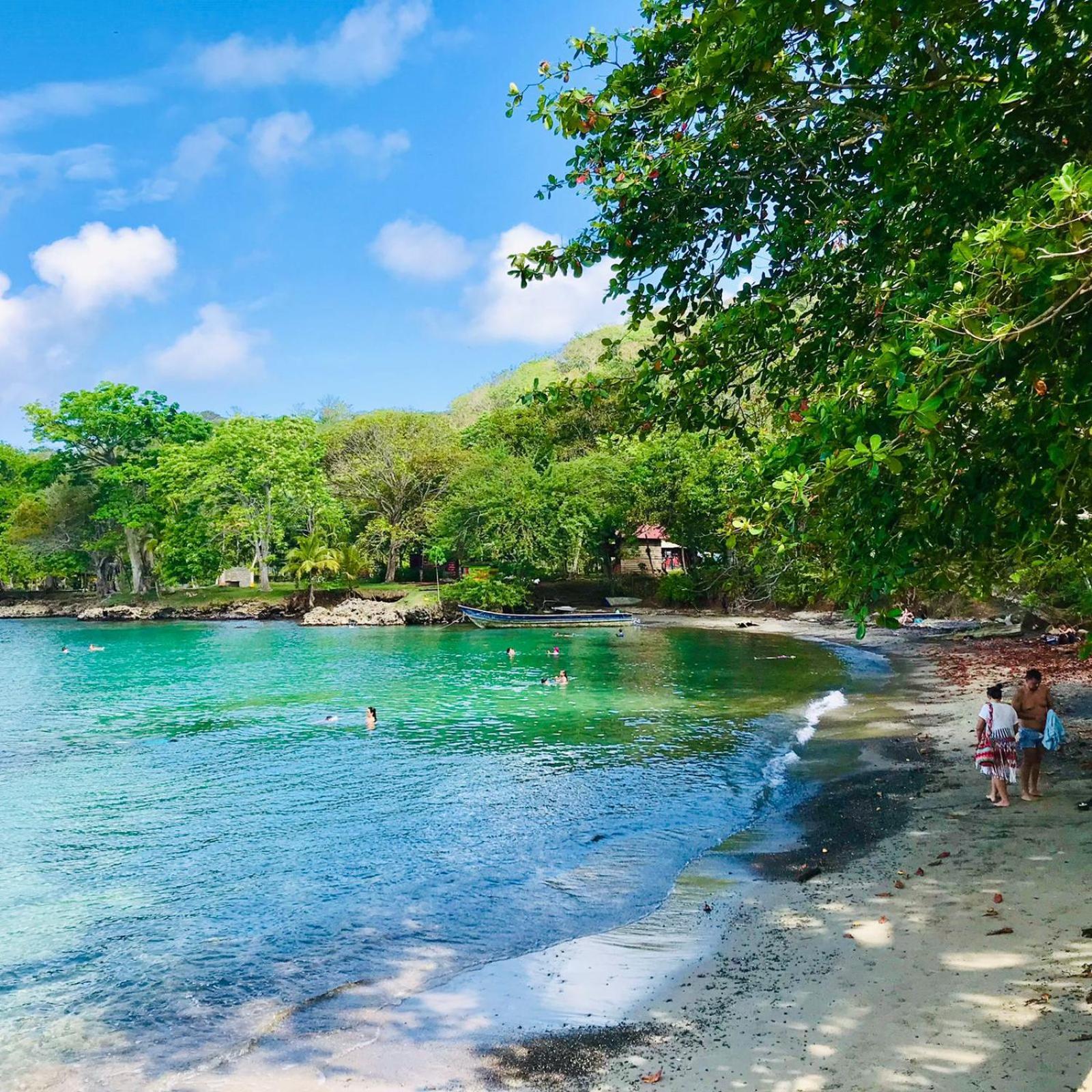 Hostal Doble Vista Capurgana Luaran gambar