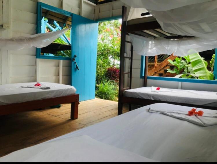 Hostal Doble Vista Capurgana Luaran gambar